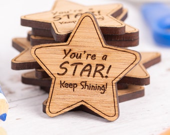 You're A Star Keep Shining, Lehrer-Schüler-Geschenk, personalisierter Name, Andenken-Token aus Holz, Ende der Schule, Ende des Semesters 2024