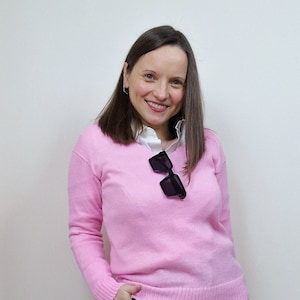 Pink Lightweight Alpaca Sweater – Soft Wool Knit Pullover, Natural Fiber Jumper, Cozy Minimalist Winter Fashion, Warm Breathable Knitwear
