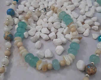 Blue Beaded Bracelet with Shell Beads