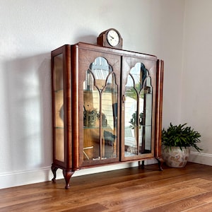 Art Nouveau Display Cabinet / Antique Etagere circa 1920s, Walnut