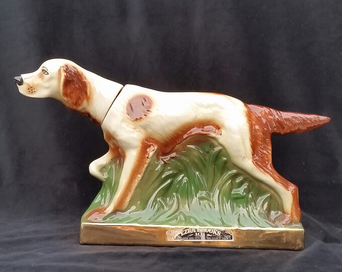 Vintage 1974 Ezra Brooks Liqour Decanter Hunting Pointer Dog Figural