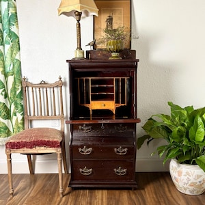 Antique Dutch Bureau Dresser in Bombe Style with 3 drawers, Petit size, early 19th Century. SHIPPING is NOT free