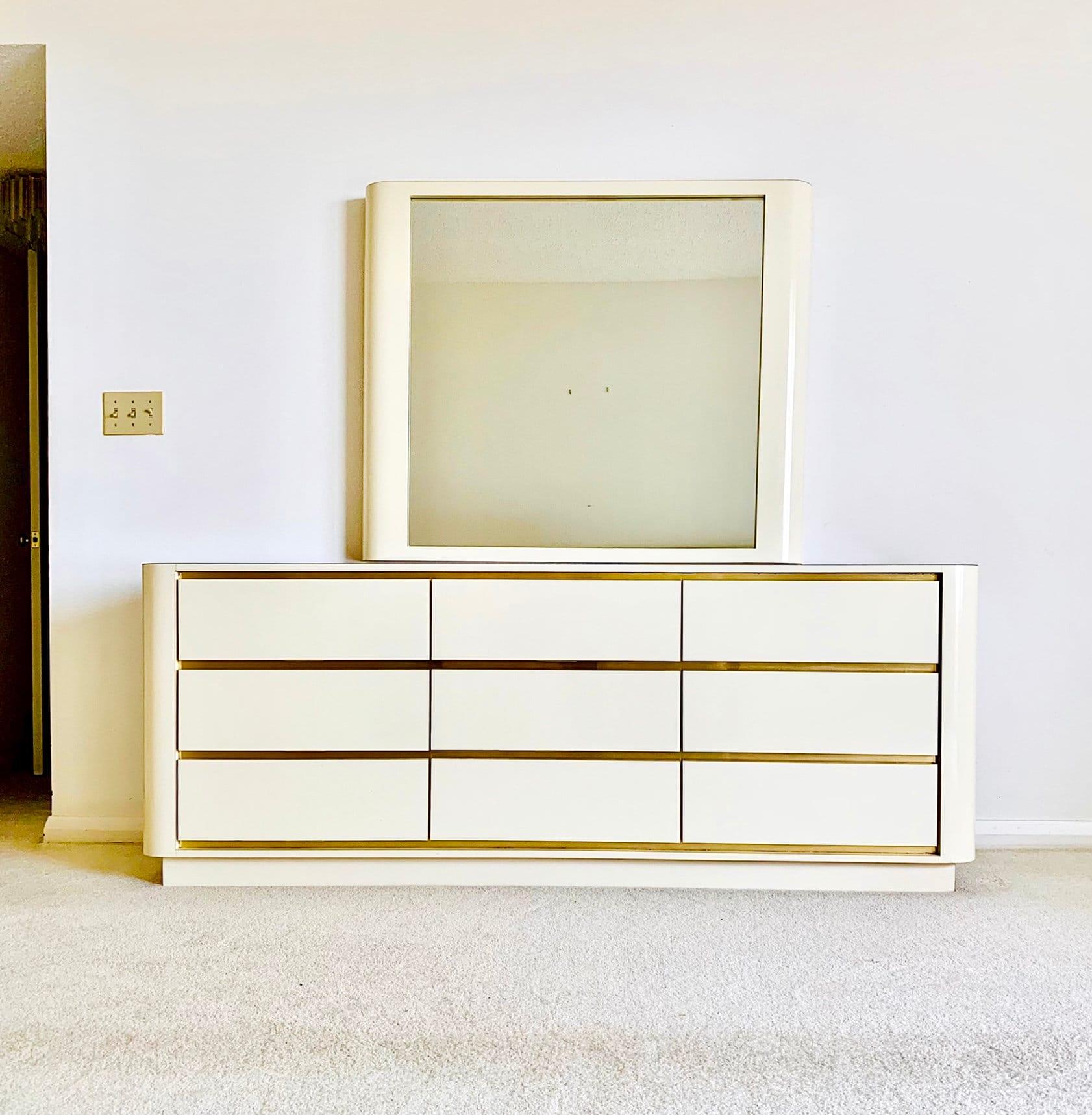 80s dresser cheap with mirror