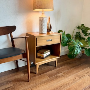 Vintage Drexel Table - Etsy