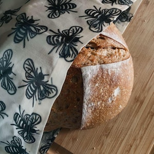 Reusable Beeswax Bread Bag XL | 16"x16" or 12"x12" | Storage Pouch–Eco-Friendly & Sustainable Storage | Bee Wax Wrap | Like Linen Sourdough