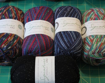 D1up: WYS Christmas Sparkle 4ply glitter West Yorkshire Spinners  / 75% wool 23 nylon  2 poly 100 grams 437 yards superwash