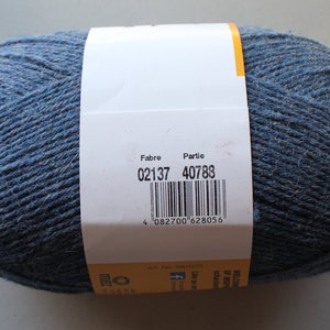A16: Regia solid select 4ply or 6 PLY sock yarn Uni 2137 indigo blue 75% wool 25 nylon 150 grams 410 yards superwash sport weight