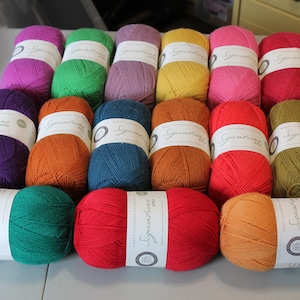 WYS Signature West Yorkshire Spinners 15+ colors 75% wool 25 nylon 100 grams 437 yd superwash wash at 82 degrees F