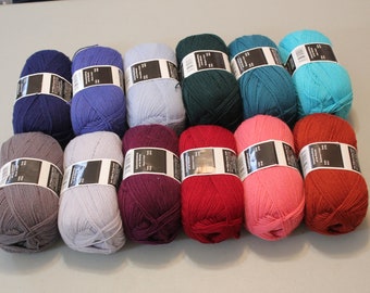 1 click Opal Sock Yarn Uni solid sold as a set 12 colors 75 wool 25 nylon superwash fingering 100 gr 462 yd