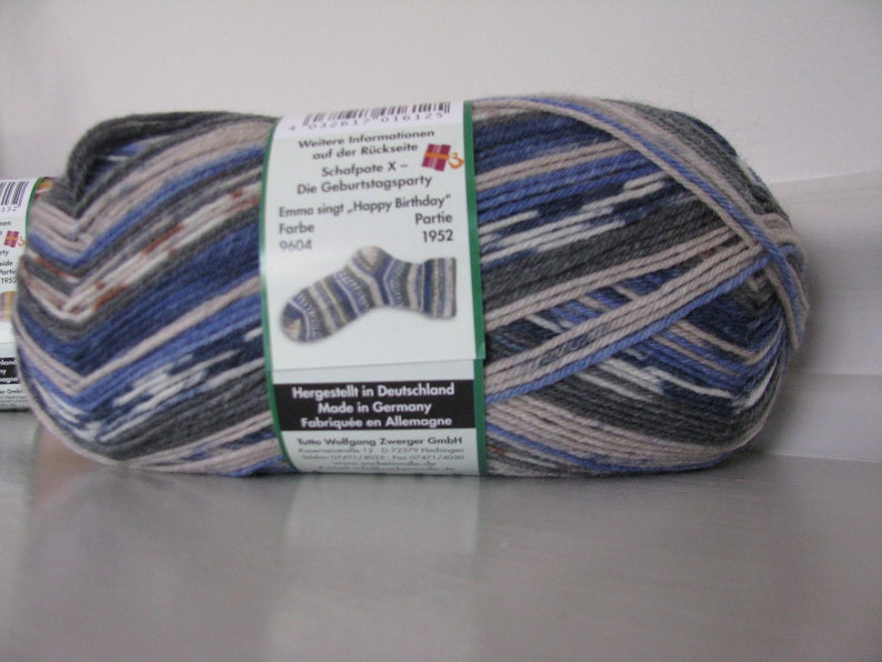 # 9604 only tv18,tv2 Opal Sock Yarn Schafpate #10 75 percent wool 25 nylon 100 grams 462 yards superwash fingering