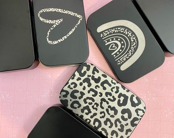 Boîtes d'amour à imprimé léopard : boîtes en métal gravées avec couvercles pour offrir, cartes-cadeaux, rangement pour sac à main, trousse de survie, produits de beauté et plus