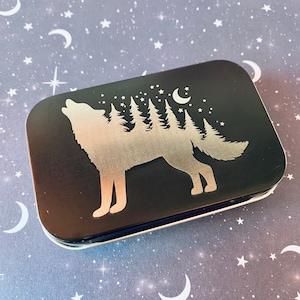 Howling Wolves Engraved Metal Boxes with Lid for storing Jewelry, Gift Cards, Money, Office Supplies, Cosmetics and More FOREST STAR SKY WOLF