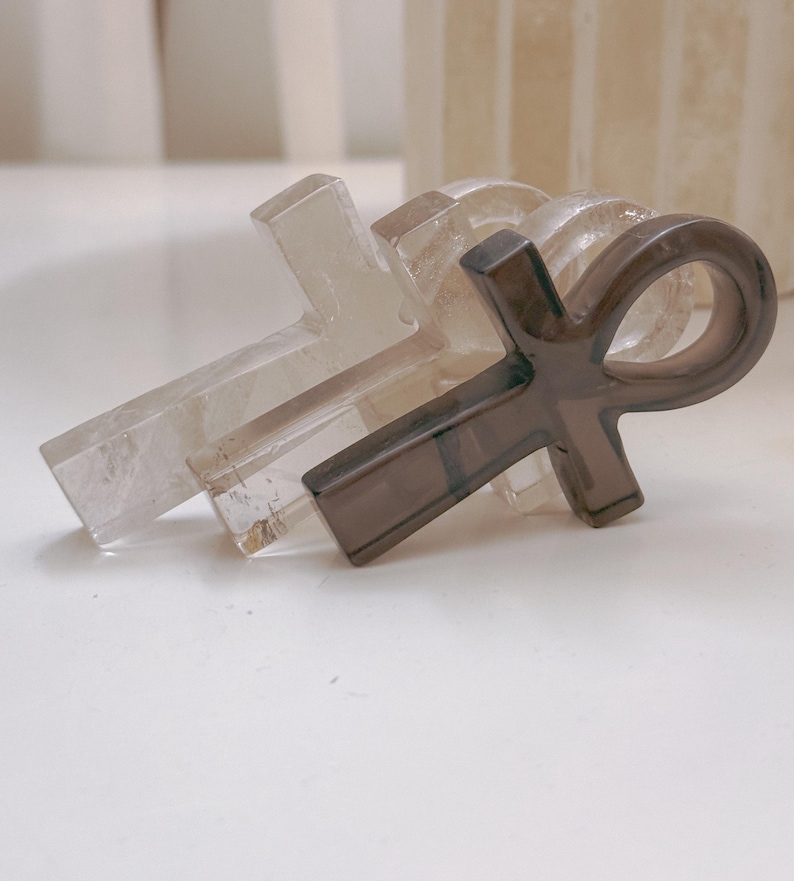 Ankh egyptisk kristallamulett med livets nyckel | Rosa klar rökkvarts bild 14