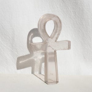 Ankh Egyptisch kristallen amulet levenssleutel | Rozenhelder rookkwarts