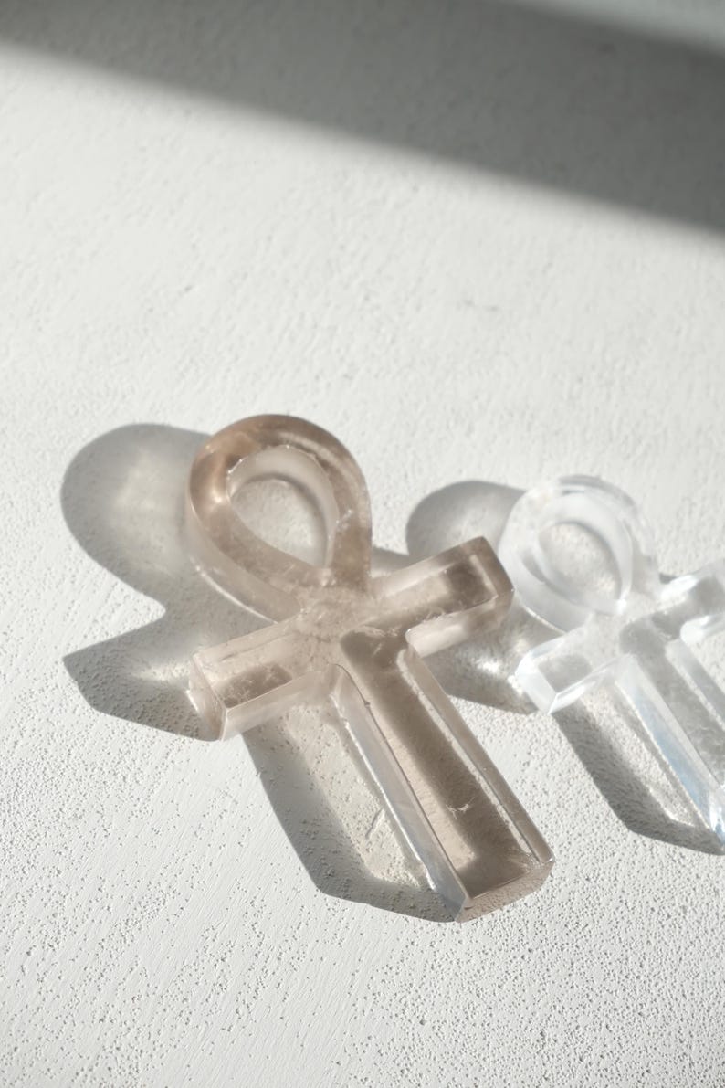 Ankh egyptisk kristallamulett med livets nyckel | Rosa klar rökkvarts bild 12