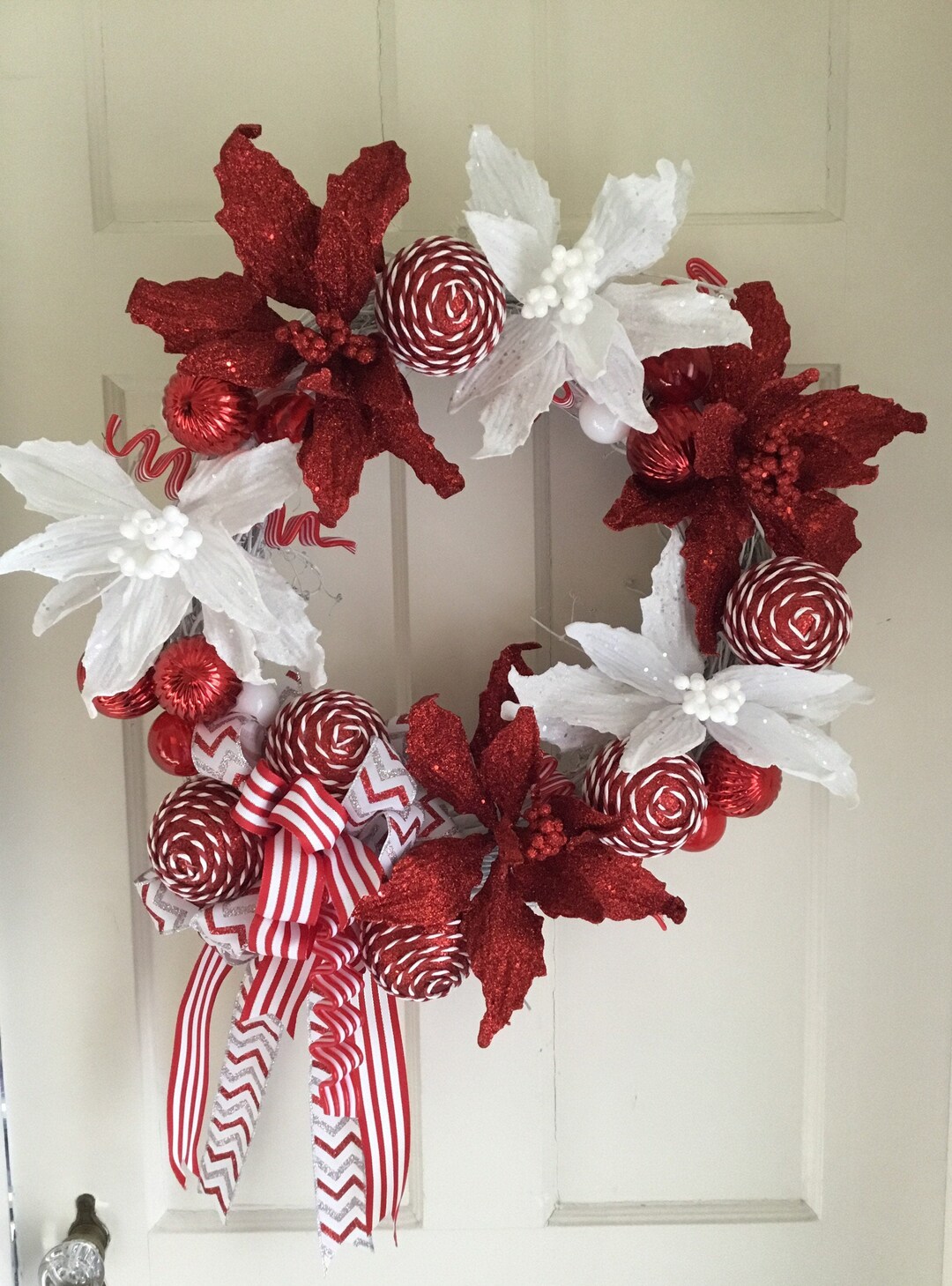 Red and White Peppermint and Poinsettia Christmas Wreath. Festive ...