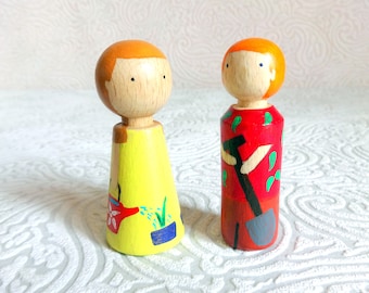 Wooden Hand painted Dolls Set of 2 Waldorf Toy Wooden Miniature Doll's Gift For Kids Wooden Toy Wooden People's Doll HouseToddler Toy