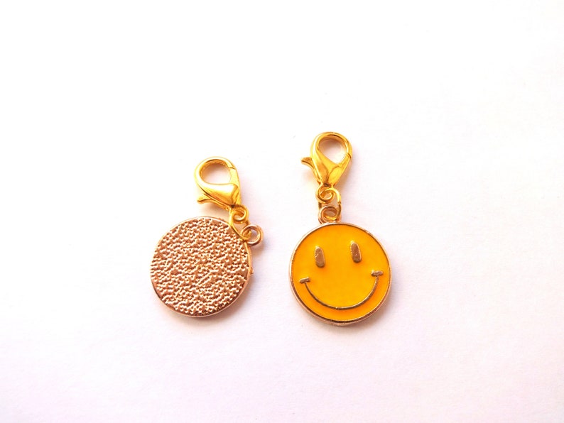 Charm pour fermeture à glissière Smile Face Charm en émail noir jaune Trousses à cosmétiques Sac à dos pour agenda Sac à bandoulière Marqueur de point Clés Charm Clip sur le charm image 2