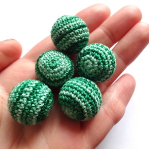 Set di perline di legno verde all&#39;uncinetto di 5 perline di legno ricoperte di perline di cotone di legno di legno di faggio che fanno perle di legno fai-da-te perle di legno