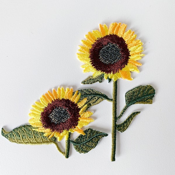 Sunflower Iron-on Patch, Yellow Flower Embroidered Patches, Floral Applique Badge, Decorative Flower DIY Craft, Flower Garden Lover Gift