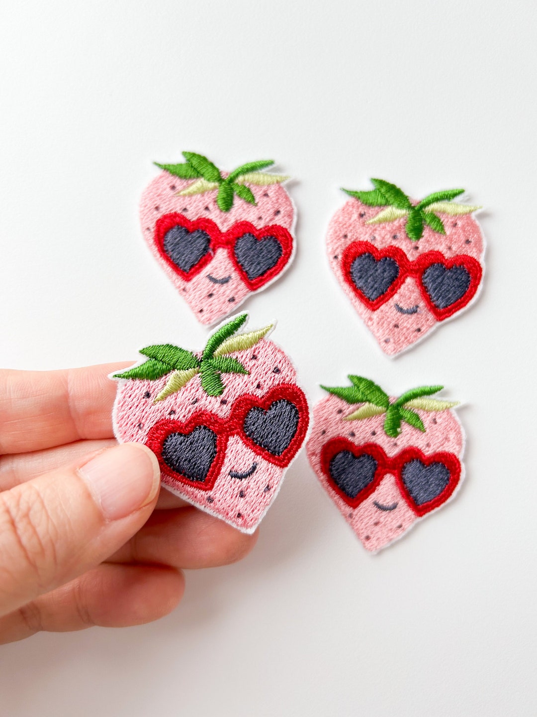120 Pcs Strawberry Sequin Applique Patches - Iron On Or Sew On, Padded, 3 Colors, For DIY Crafts
