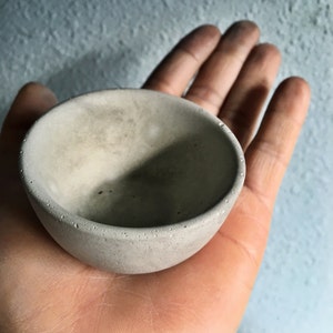 Natural Small Round Catchall Bowl