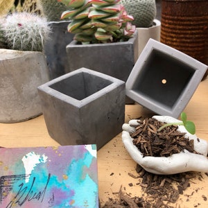 Macetero Cuadrado Mediano de Hormigón Color Antracita