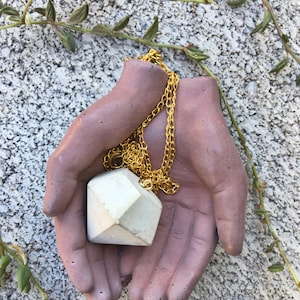 Kleine batch paarse wijn concrete handen Catchall kaarthouder sieraden ringhouder theelichthouder