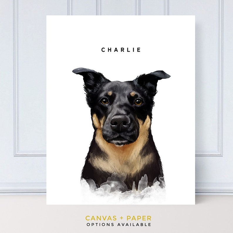 Puede incluir: Una ilustraci&oacute;n de acuarela de un perro negro y marr&oacute;n con ojos marrones, llamado Charlie. El perro est&aacute; mirando directamente al espectador con una expresi&oacute;n seria. El fondo es blanco con un sutil efecto de acuarela.