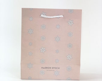 Snowflake All Over Pattern Gift Bag