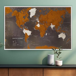Weltkarte Schwarz Zum Rubbeln mit Geschenkröhre - X-Large - 84x59 cm - Maps International