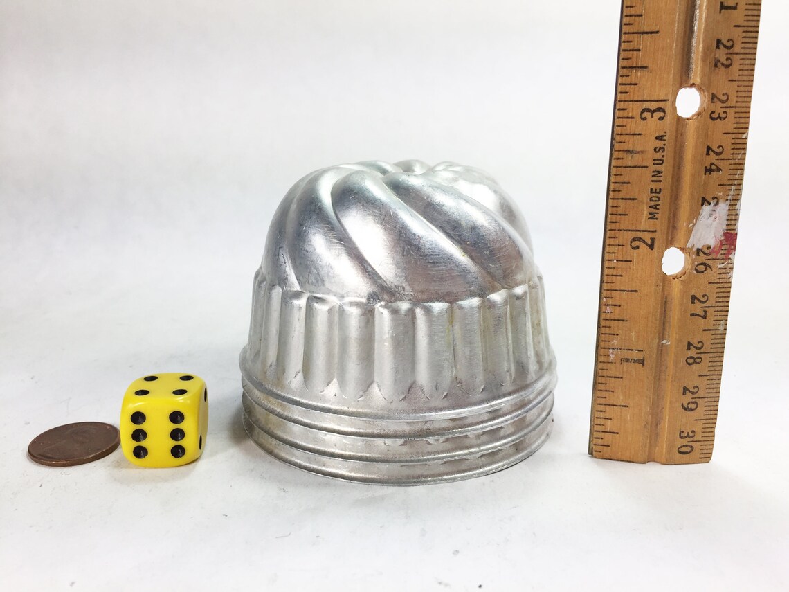 Vintage Aluminum Jello Molds Set of 4 Baking Molds Small Size Etsy