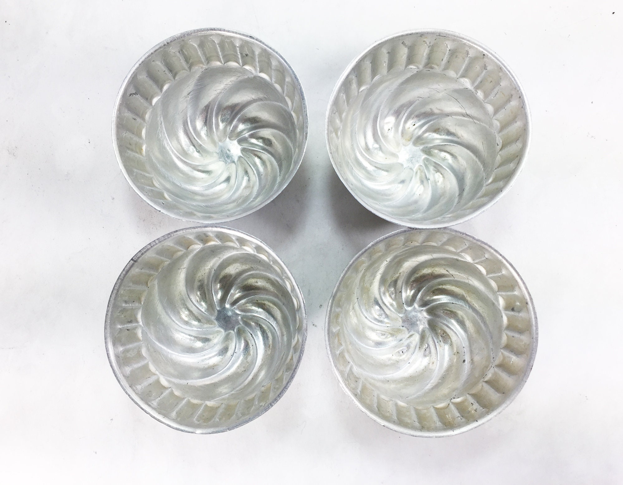 Vintage Aluminum Jello Molds Set of 4 Baking Molds Small Size Etsy