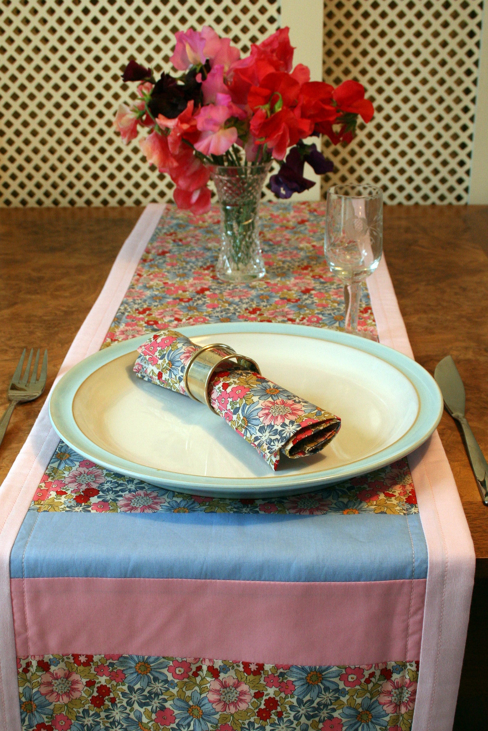 Floral table runner and matching napkins fabric tableware Etsy