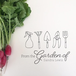 From the Garden of Stamp, Gifts For The Gardener, Personalised Gardening Tools, Vegetable Garden Stamp, Plant Parent Gifts (SMADE150)