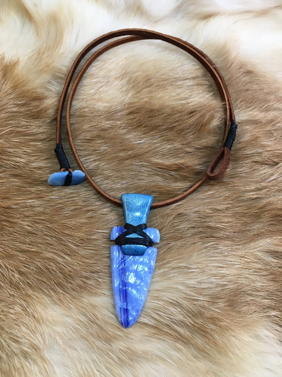 Knapped Blue Art Glass Arrowhead Necklace Etsy knapped-blue-art-glass-arrowhead-necklace-etsy