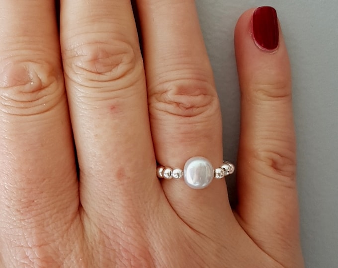 Grey Baroque Freshwater Pearl Sterling Silver stretch ring beaded stacking pearl ring large gray Pearl ring jewelry gray pearl jewellery