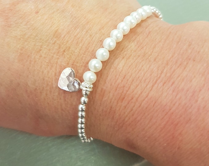 Small Freshwater Pearl stretch bracelet Sterling Silver hammered heart tiny white seed pearl bracelet real pearl jewelry jewellery gift box