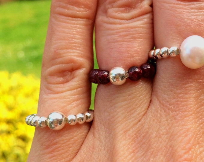 GARNET stretch ring with Sterling Silver or 14K Gold Fill bead  - Chakra Healing jewelry January Birthstone jewellery gift