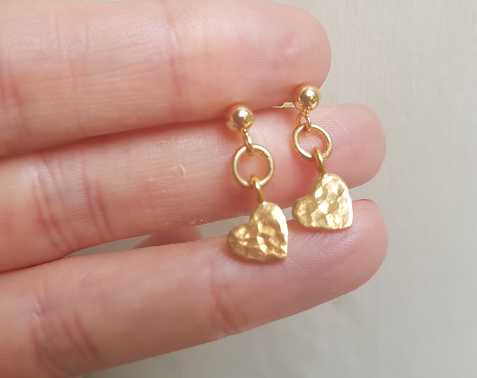 24K Gold hammered heart earrings small 24K Gold Vermeil heart earrings small gold heart Valentine jewellery gift for her mum girlfriend wife