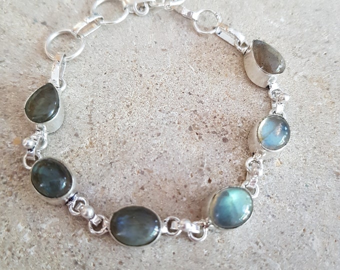 STERLING SILVER fiery LABRADORITE bracelet grey flashy Labradorite crystal gemstone bracelet cabochon  Healing jewellery gift