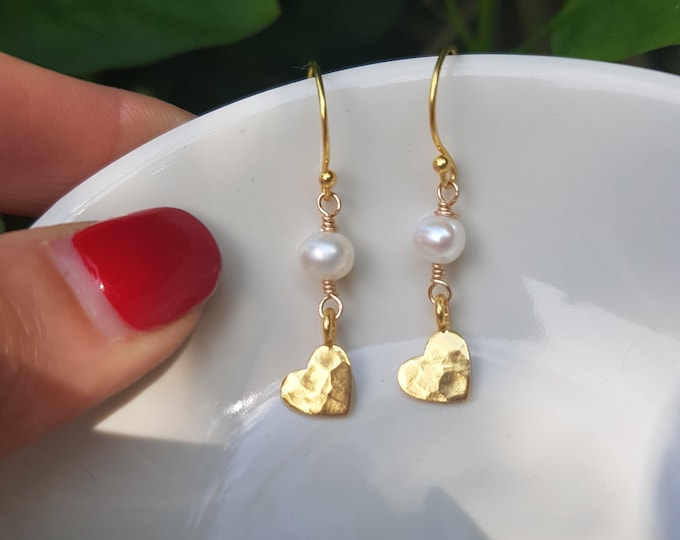 Gold Vermeil hammered heart and freshwater pearl drop earrings real pearl earrings pretty Gold fill heart earrings jewelry gift for her mum