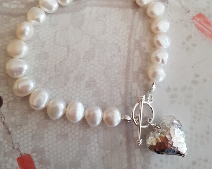 Baroque Freshwater Pearl bracelet with Sterling Silver hammered heart white or grey June Birthstone jewelry gift for her mum sis girlfriend