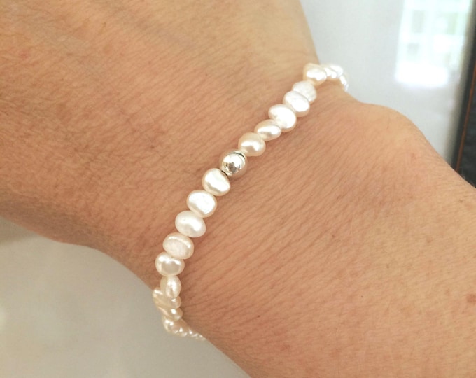 Tiny Freshwater Pearl STRETCH Bracelet with a Sterling Silver or 14ct Gold Fill or No metal accent bead - June Birthstone jewellery gift