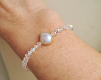 AB Crystal and Baroque Pearl stretch bracelet Gold AB crystal stacking bead bracelet Boho Crystal bridal jewellery June Birthstone gift her