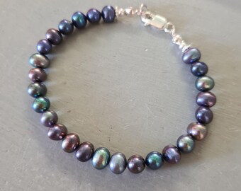 Peacock Freshwater Pearl bracelet Sterling Silver or Gold 6-7mm oily black Freshwater pearl bracelet June Birthstone jewellery gift for her