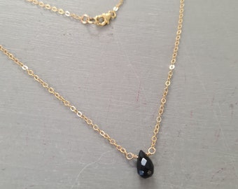Tiny Black Onyx necklace choker 14K Gold Fill or Rose Gold Small black teardrop gemstone necklace February Birthstone jewellery gift for her
