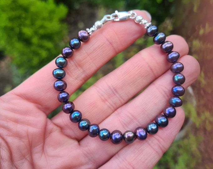Black Peacock Freshwater Pearl bracelet Sterling Silver or Gold 5-6mm real Freshwater pearl bracelet Pearl jewellery gift for her mum sister