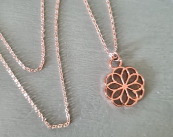 Rose Gold flower necklace pretty shimmering Rose Gold plated flower pendant necklace Rose Gold necklace choker Rose Gold jewellery gift