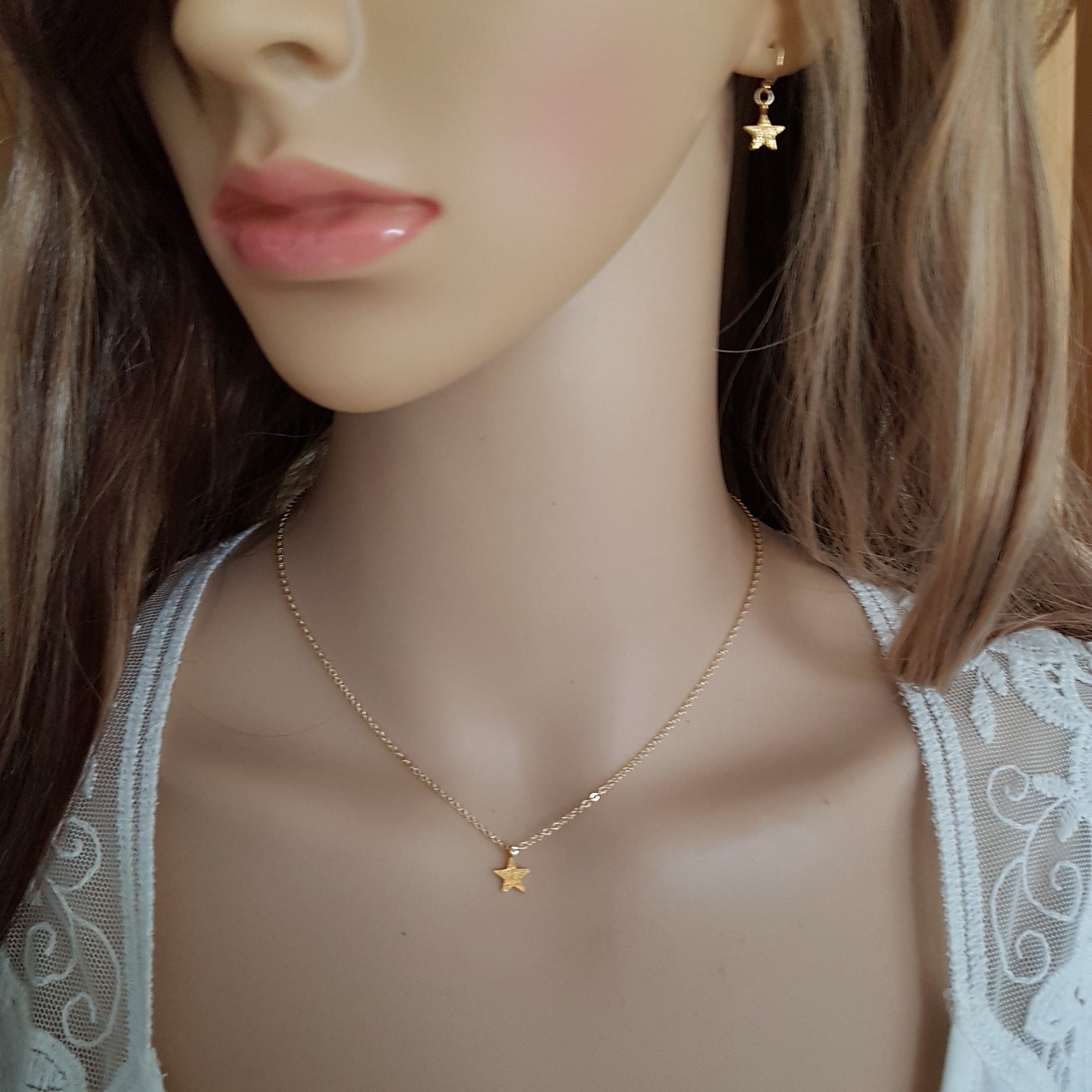 Simple gold hotsell earrings for girls